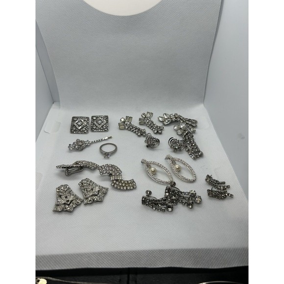 Vintage Clear Rhinestone Clip In, Screw back And Pierced Earrings , Collar Clip - Picture 1 of 9